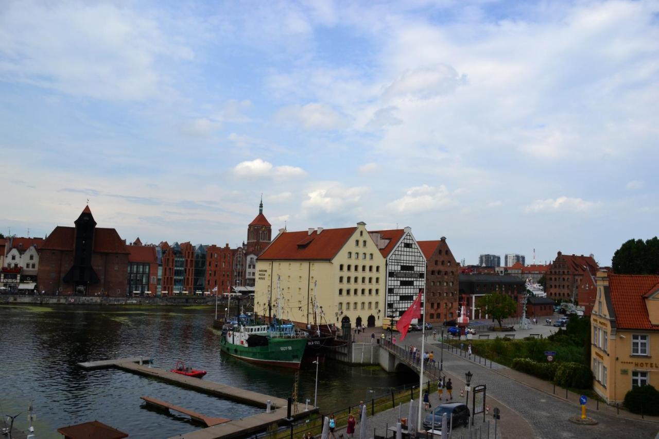 Apartamenty Centrum Nad Motlawa Z Widokiem Na Patio Z Balkonem Gdansk Exterior photo